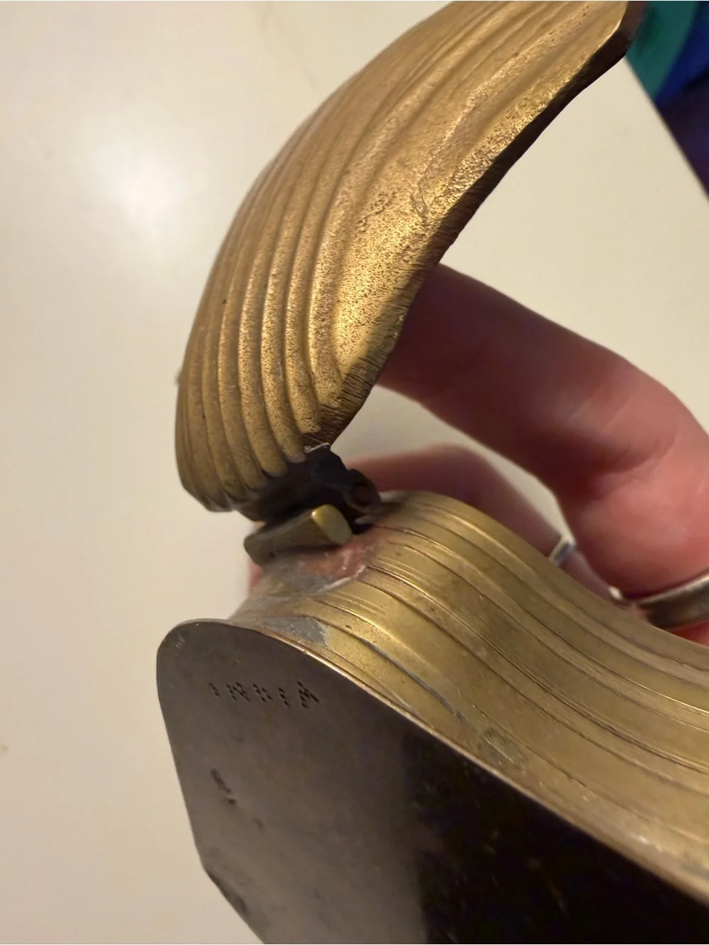 Vintage brass coastal nautical clamshell hinged lid trinket jewelry box